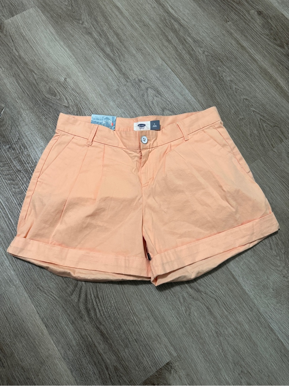 Old Navy High Waist Pleated Short Apricot Peach NEW 2